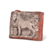Piastra in terracotta del leone alato di San Marco, Italia